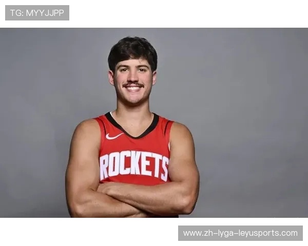 火箭队官方照片与训练图集精选 火箭队官方照片与训练图集精选