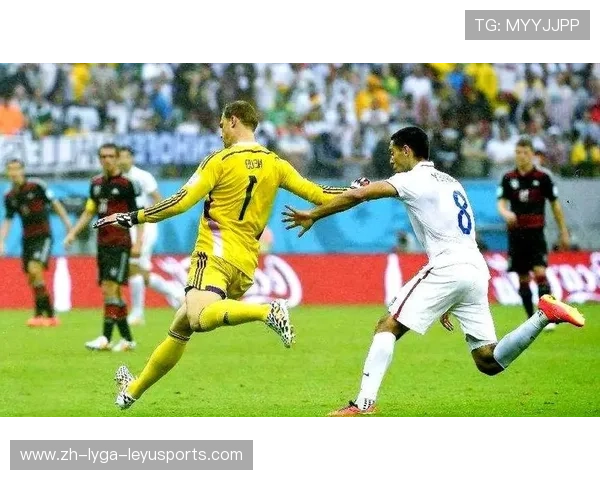 足球比赛中的边路进攻与传中战术应用